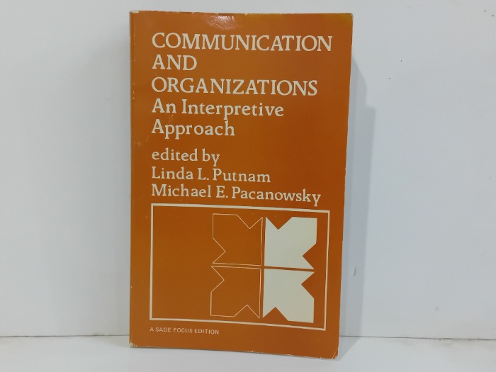 Communication and organizations 