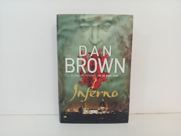 DAN BROWN