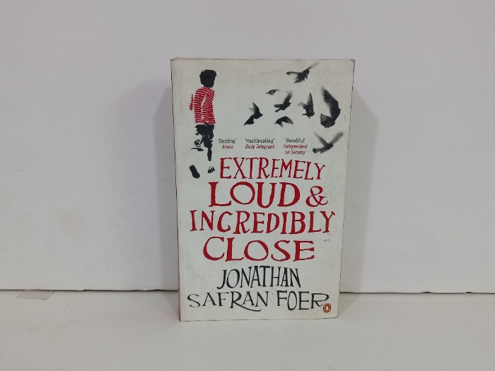 ExTREMELY LOUD INCRFED IBLY CLOSE