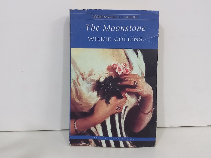 The MOOnstone 