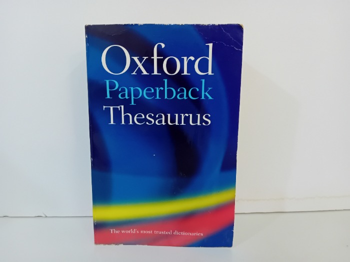 Oxford Paperback Thesaurus