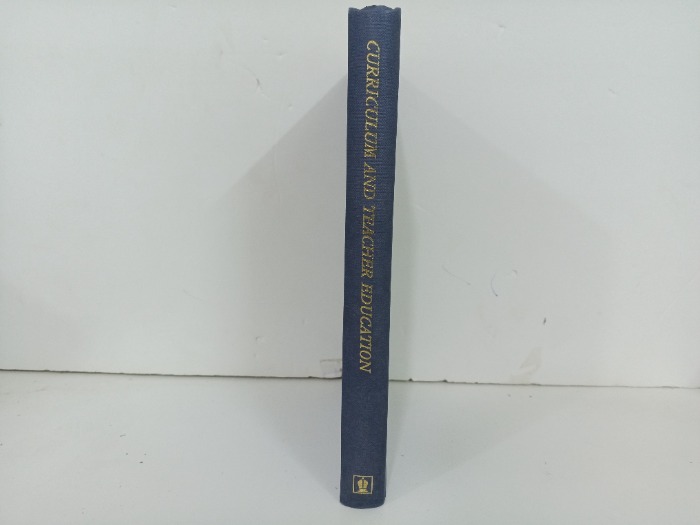 Curriculum and Teacher Education