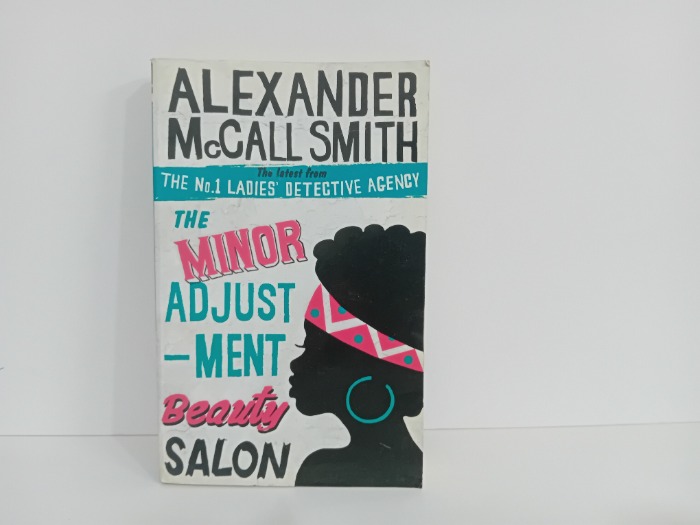 THE MINOR ADJUST MENT Beauty SALON