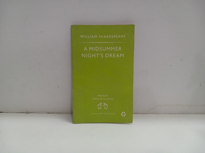 A MIDSUMMER NIGHTS DREAM